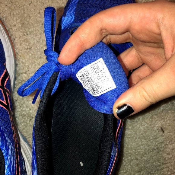 Asics Women's Running Shoe - Picture 3 of 4